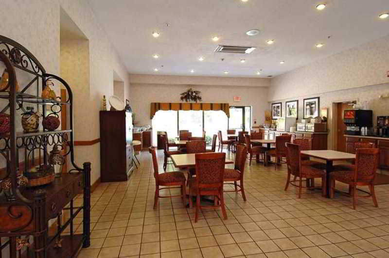 Hampton Inn Brevard Pisgah Forest Restoran fotoğraf