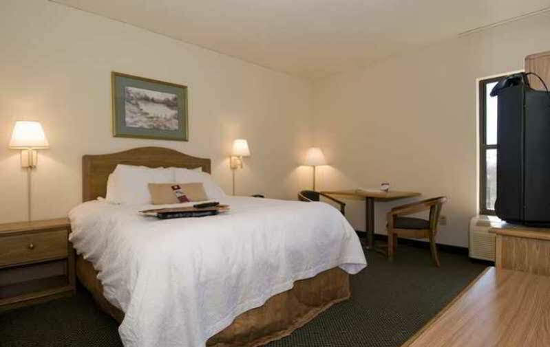Hampton Inn Brevard Pisgah Forest Dış mekan fotoğraf